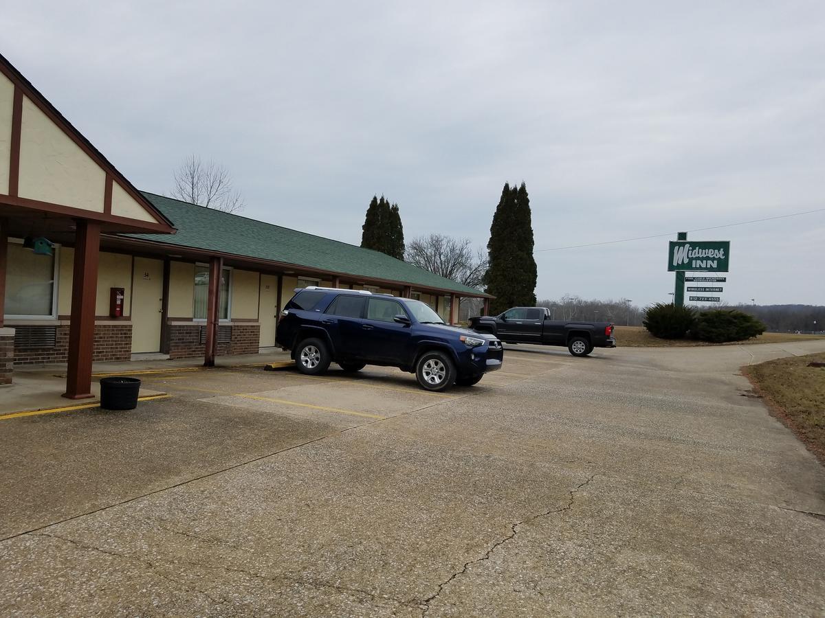 Midwest Inn Paoli Extérieur photo